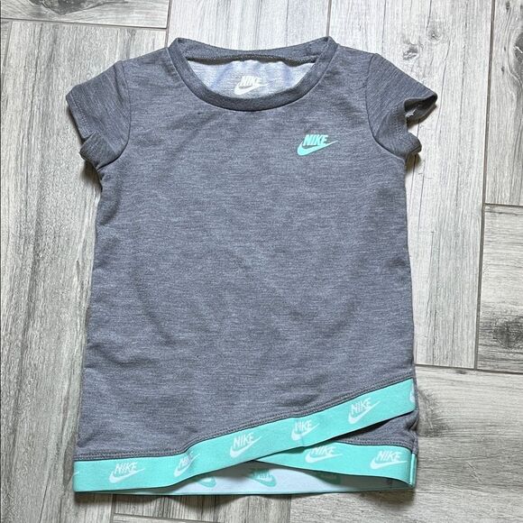 Nike Kids Charcoal and Aqua Short Sleeve Tee| size:24M - Picture 1 of 6